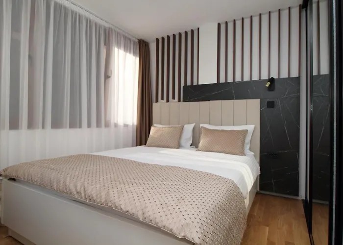 Ambient Apartman