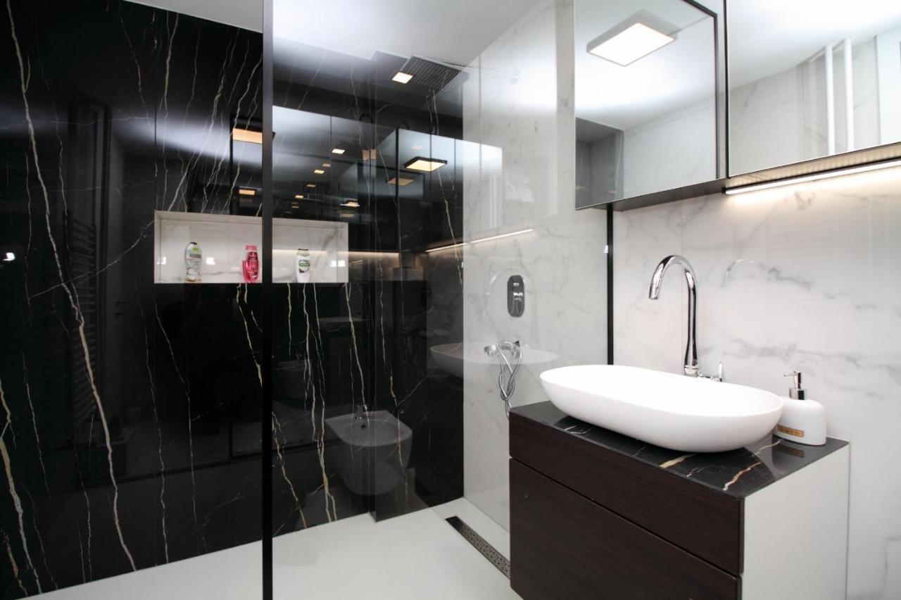 Ambient Apartman Apartment *
